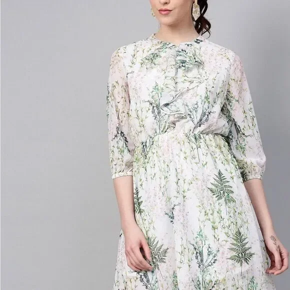 Women's Off-White Floral Skater Dress - SASSAFRAS size XSmall - Picture 4 of 7